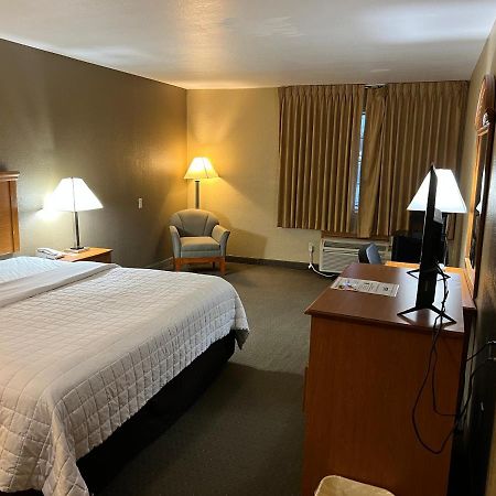 Americas Best Value Inn Pharr/Mcallen Bagian luar foto