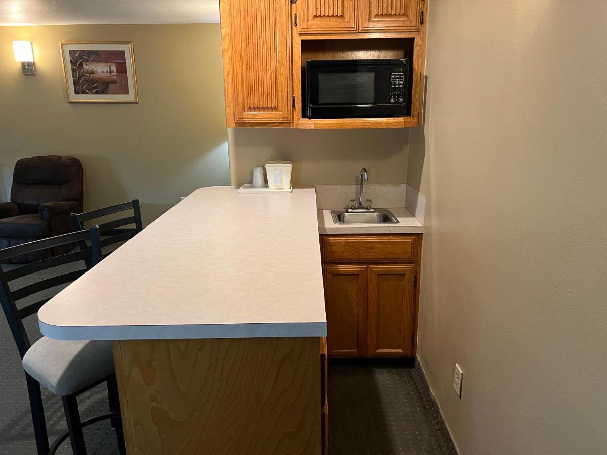 Americas Best Value Inn Pharr/Mcallen Bagian luar foto