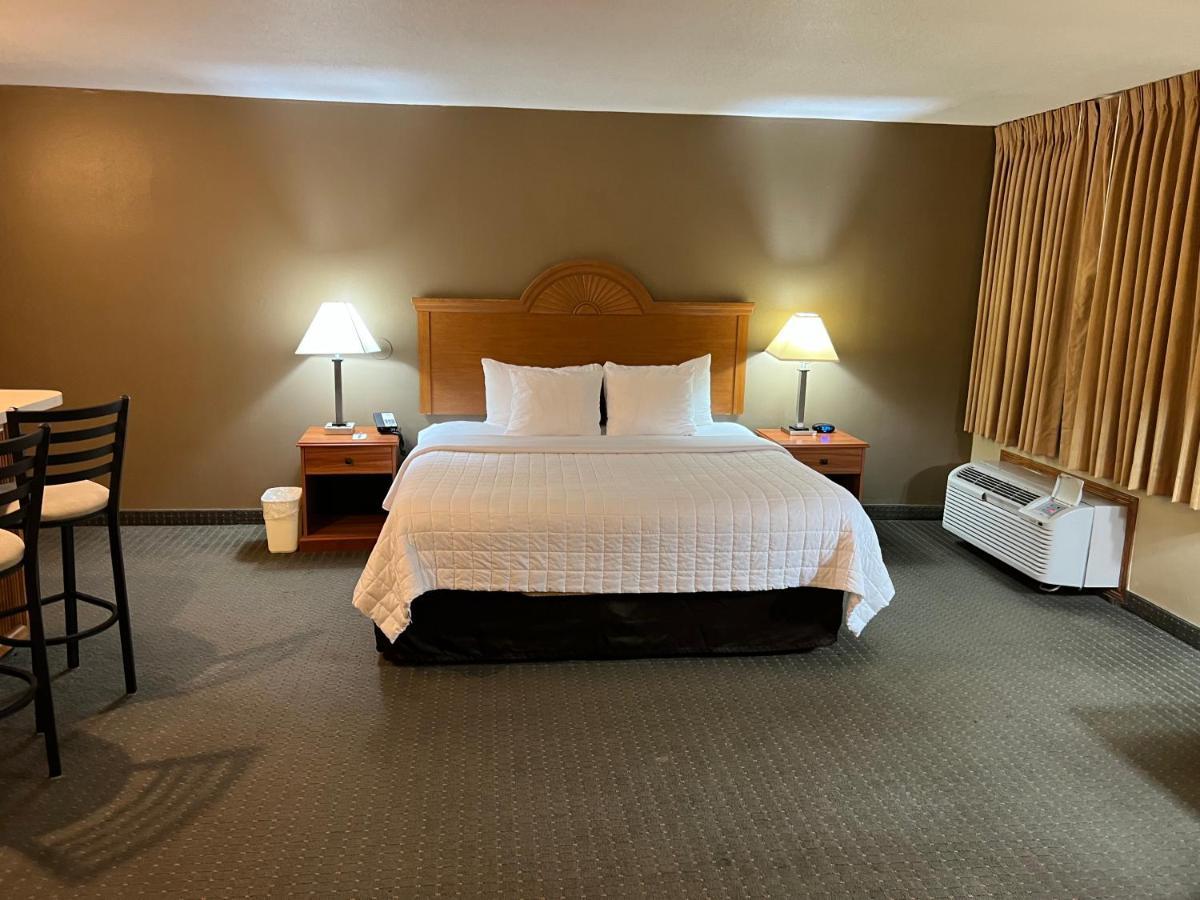 Americas Best Value Inn Pharr/Mcallen Bagian luar foto
