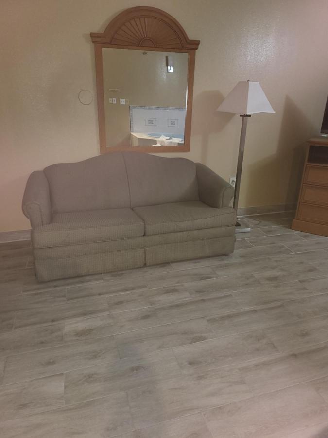 Americas Best Value Inn Pharr/Mcallen Bagian luar foto
