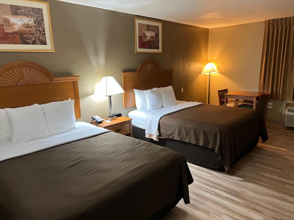 Americas Best Value Inn Pharr/Mcallen Bagian luar foto